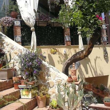 Casa Donna Fiorella Tipica Siciliana Lägenhet Taormina Exteriör bild